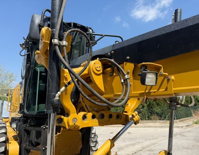 CATERPILLAR  12M3 AWD ***REGISTERED***
